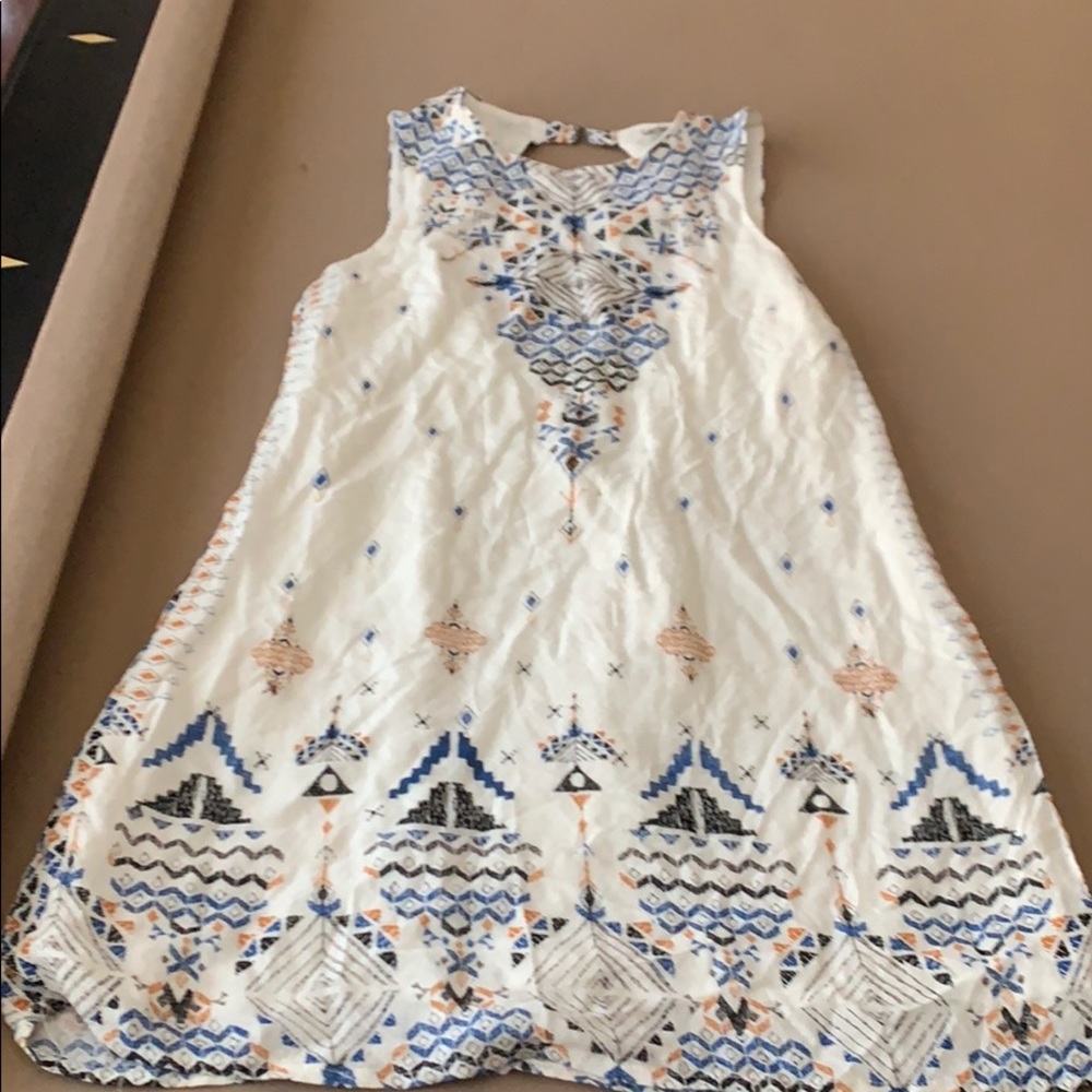 Beautiful dress!